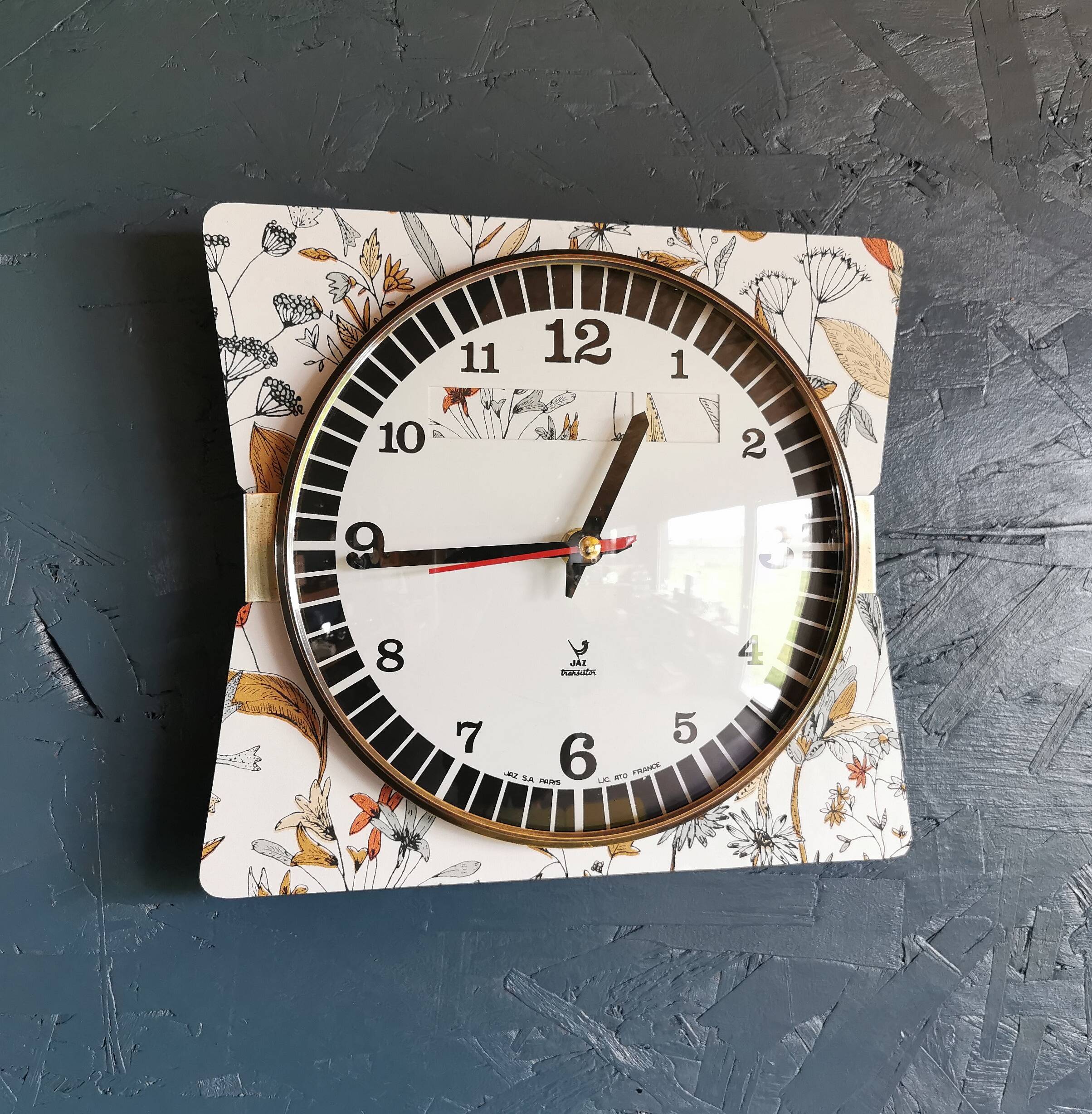 Vintage formica clock silent wall pendulum 60s "Jaz flowers"