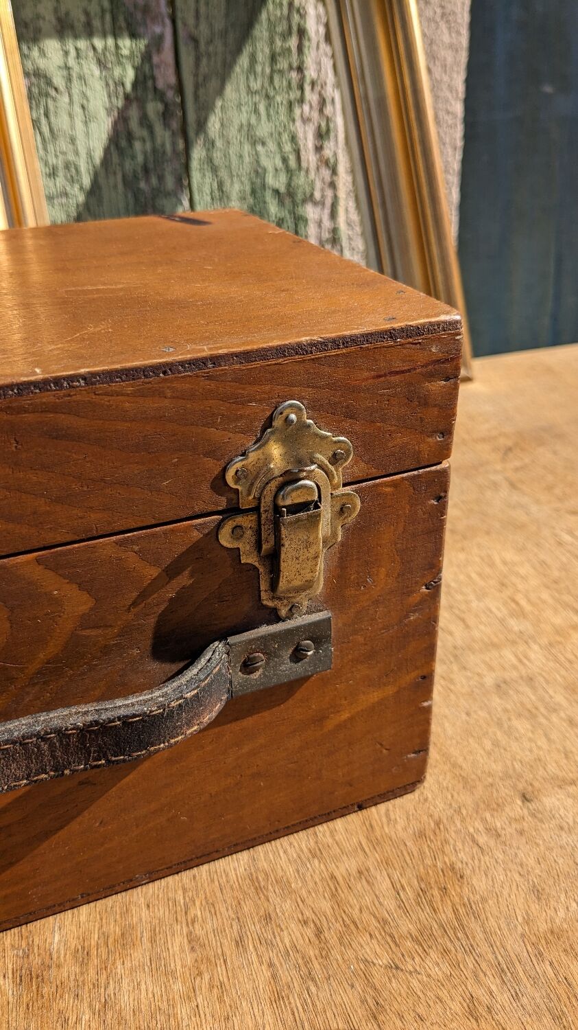 Wooden craft workshop box