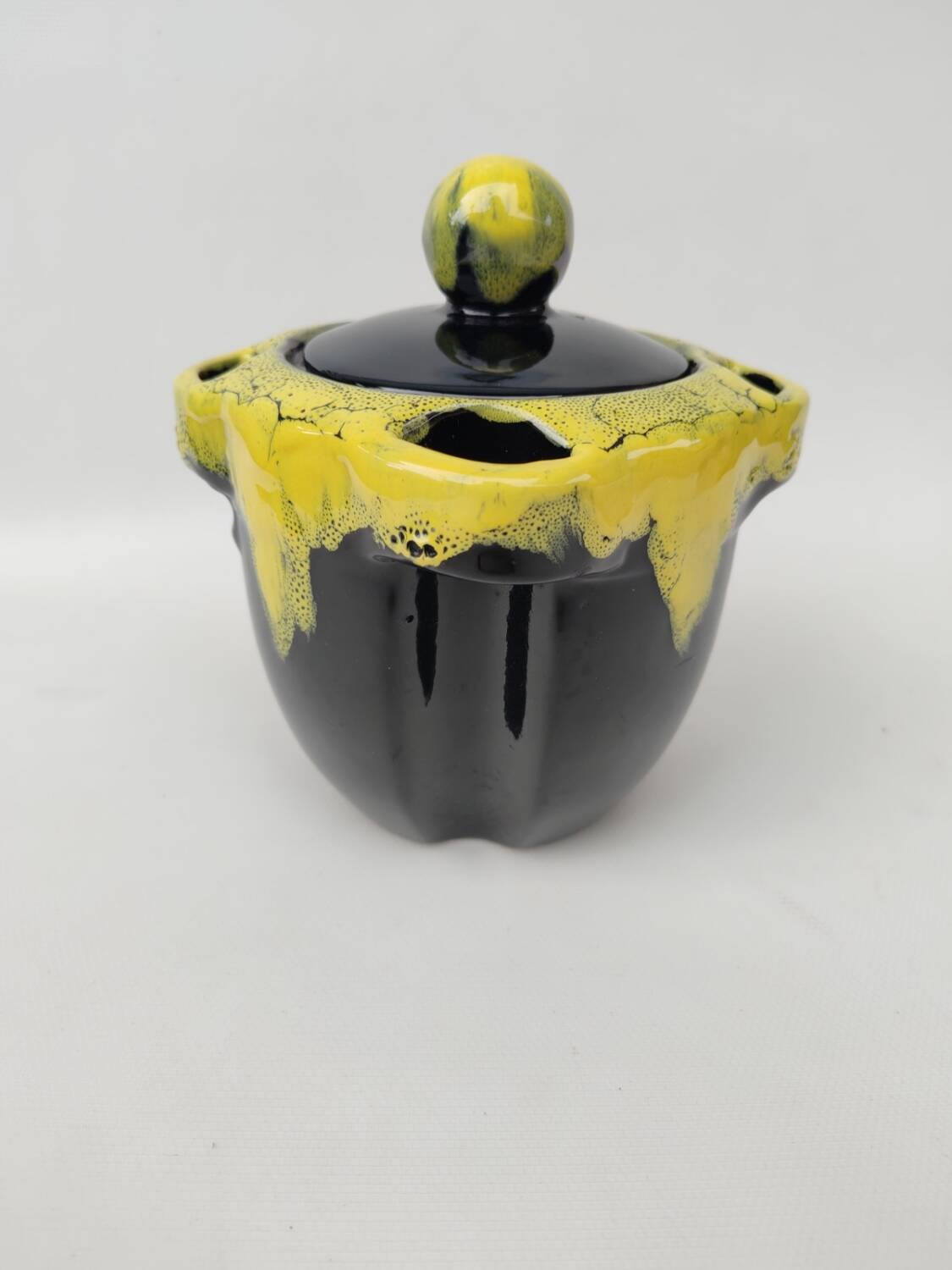 Ceramic ice bucket, mid-20th century.