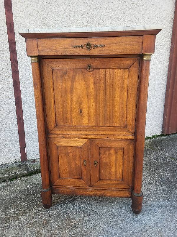 Empire secretary with detached columns in walnut from the 19th century