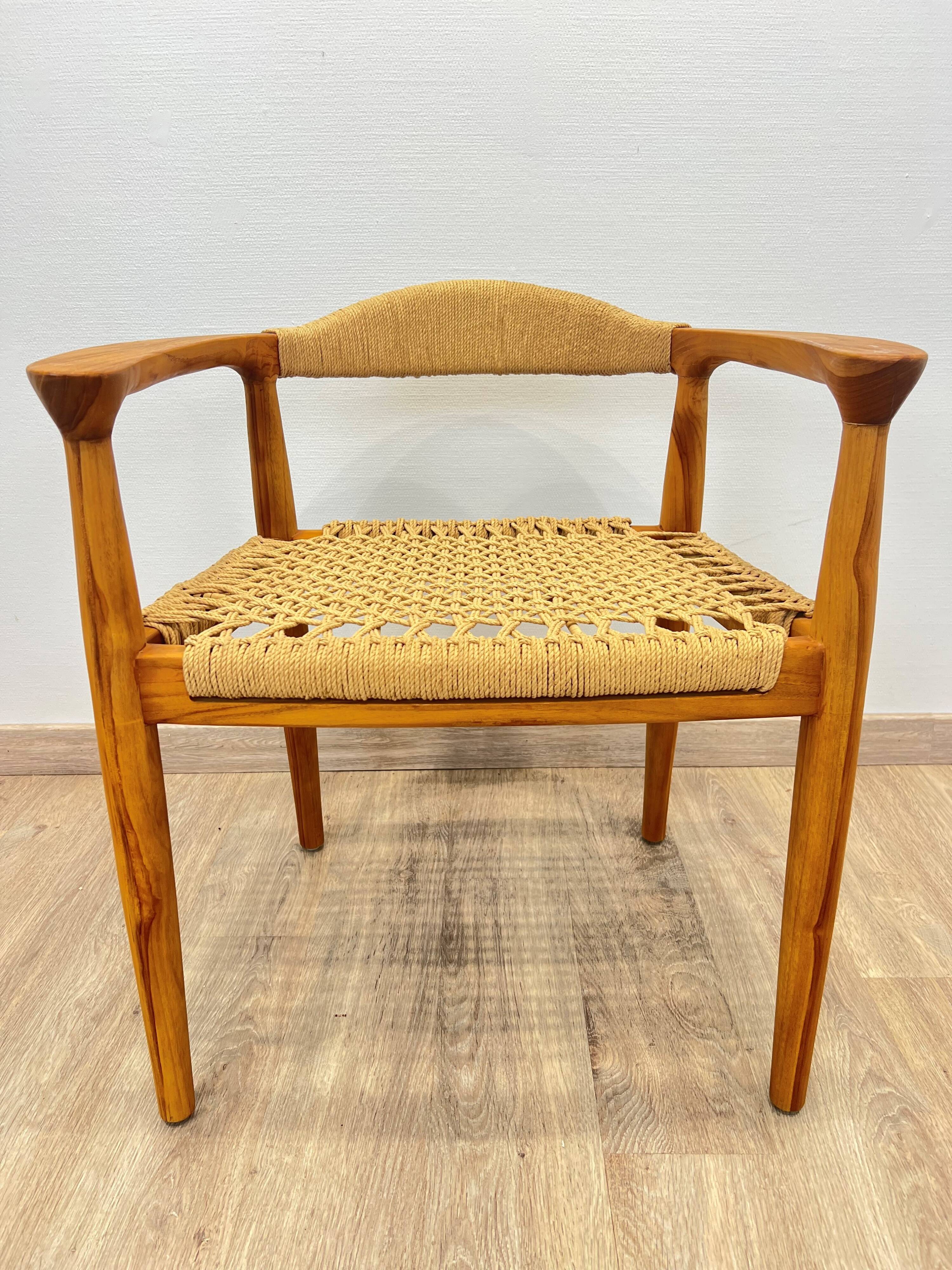 Paire de fauteuils scandinave en teck tressé