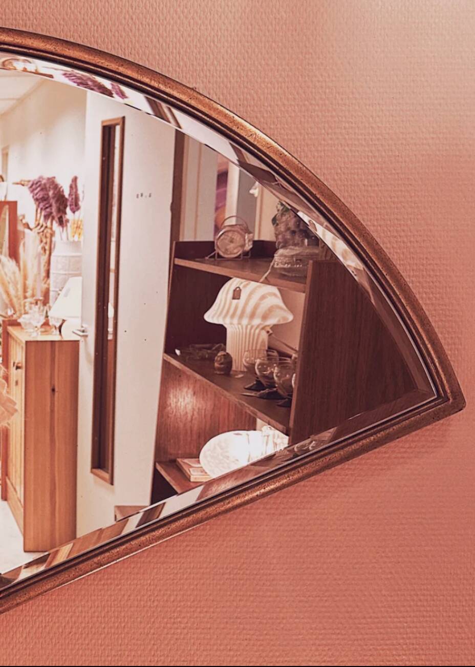 Deknudt fan-shaped mirror with gilded shell motif, Belgium, 1980s