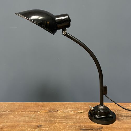 Lampe de table Kandem modèle 745