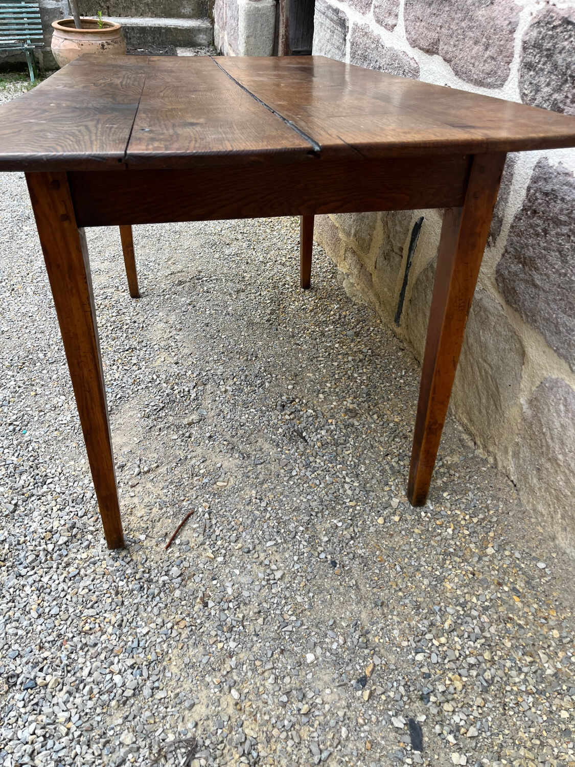 Farmhouse table