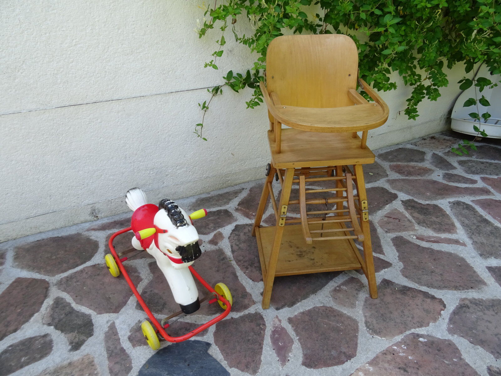 Chaise haute bébé Baumann