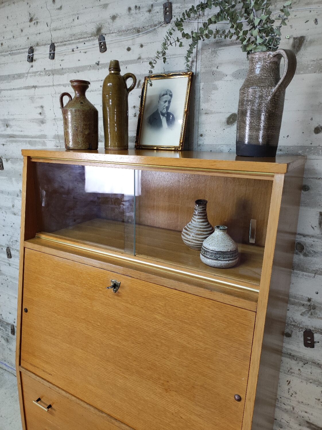 Secretary vintage feet compass