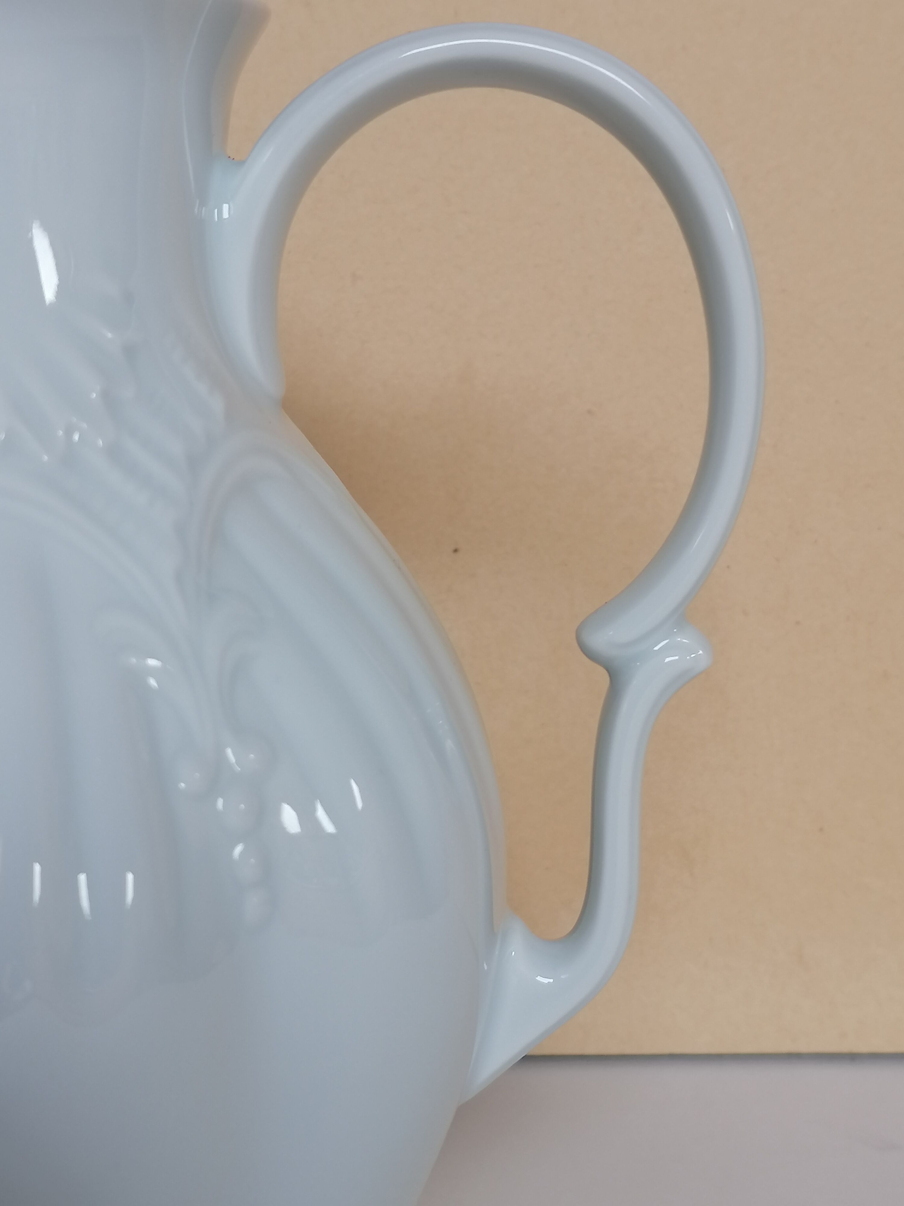 Coffee maker in old white porcelain from Limoges
