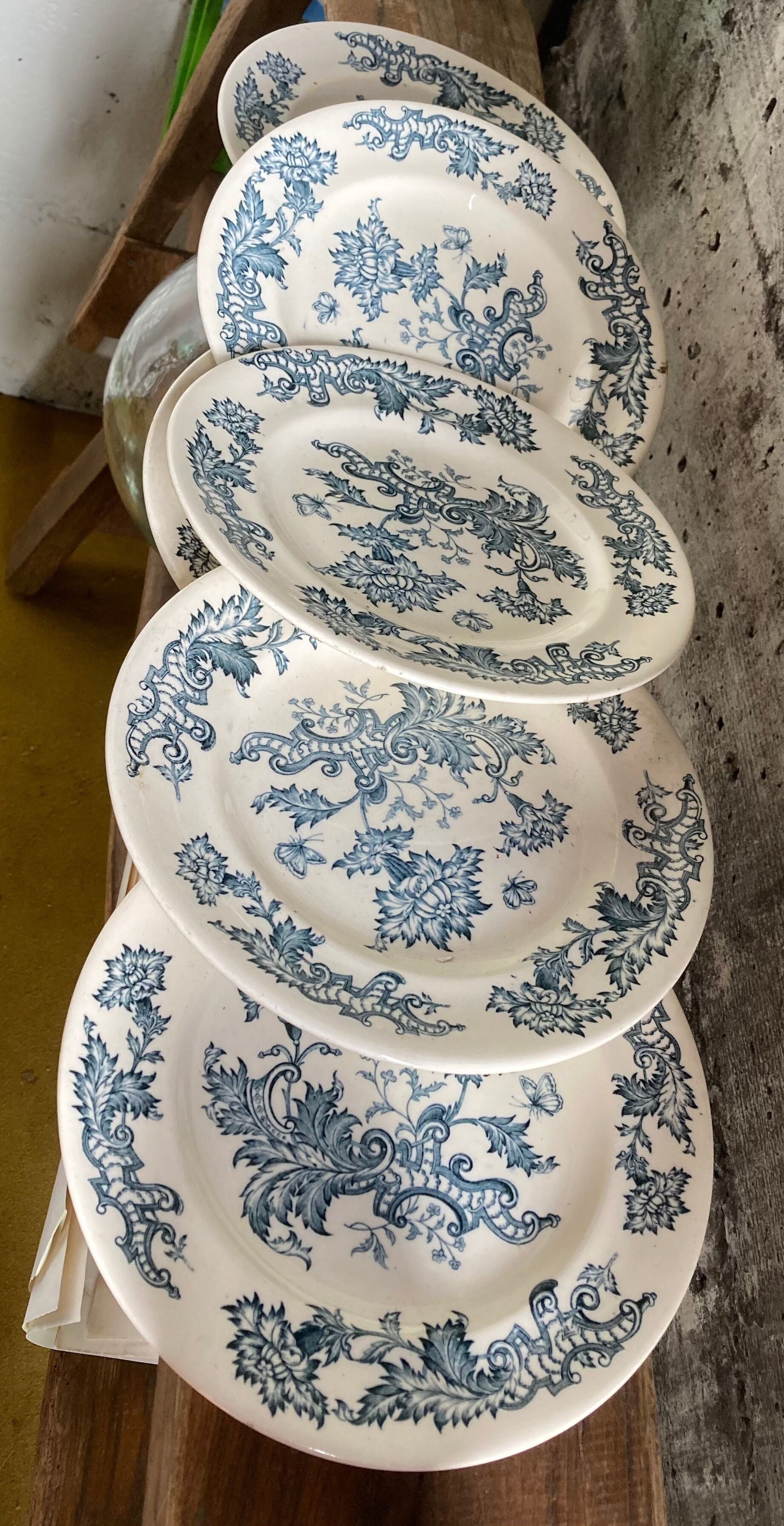 6 flat plates Longwy model Fisme