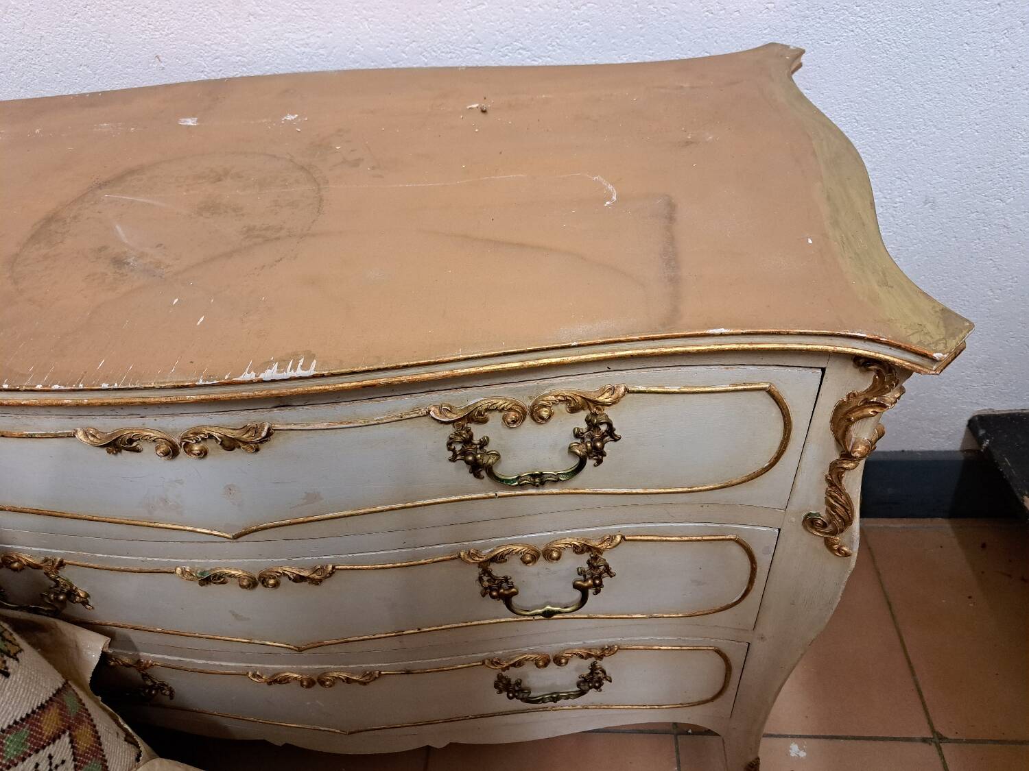 Louis XVI style chest of drawers