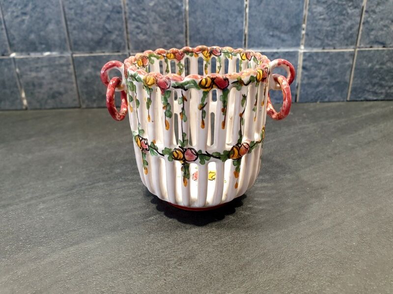 Emile Tessier (1887-1971) in Malicorne - Small basket in openwork earthenware