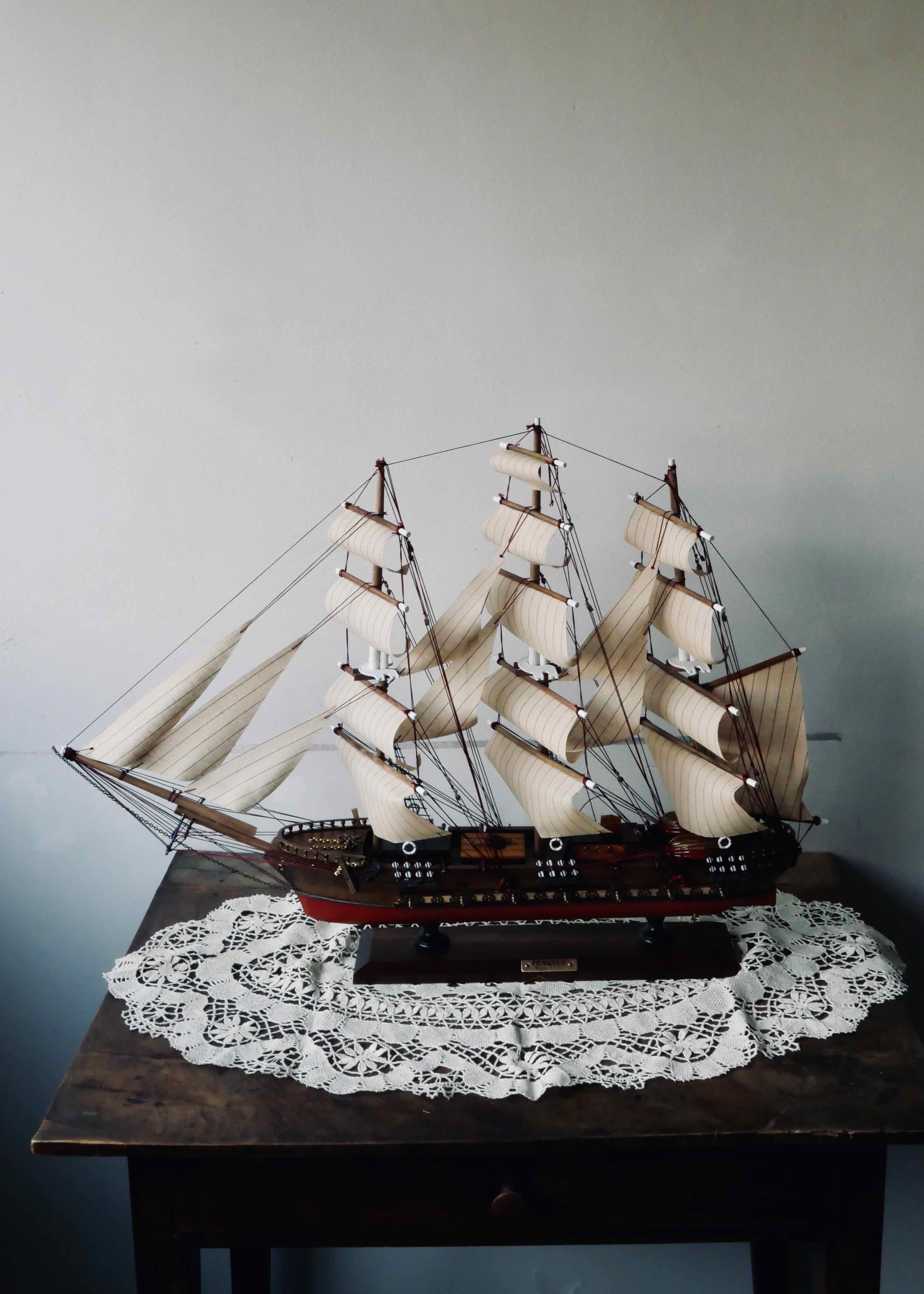 Model ship fragata siglo XVIII