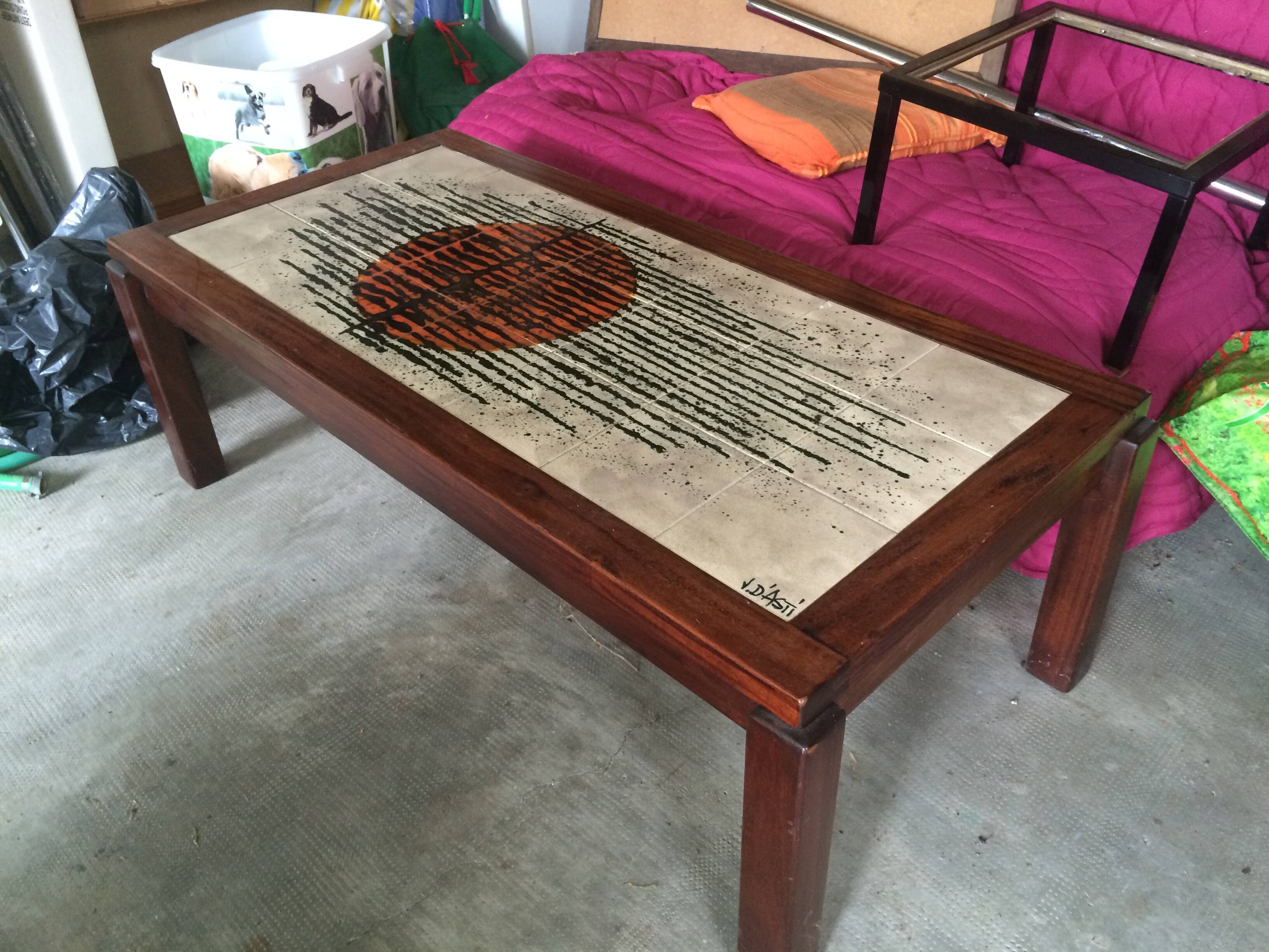 Coffee table J. d’Asti