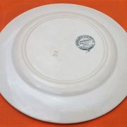 Assiette polychrome E. Bourgeois 1832-1926 faïences Porcelaines Cristaux