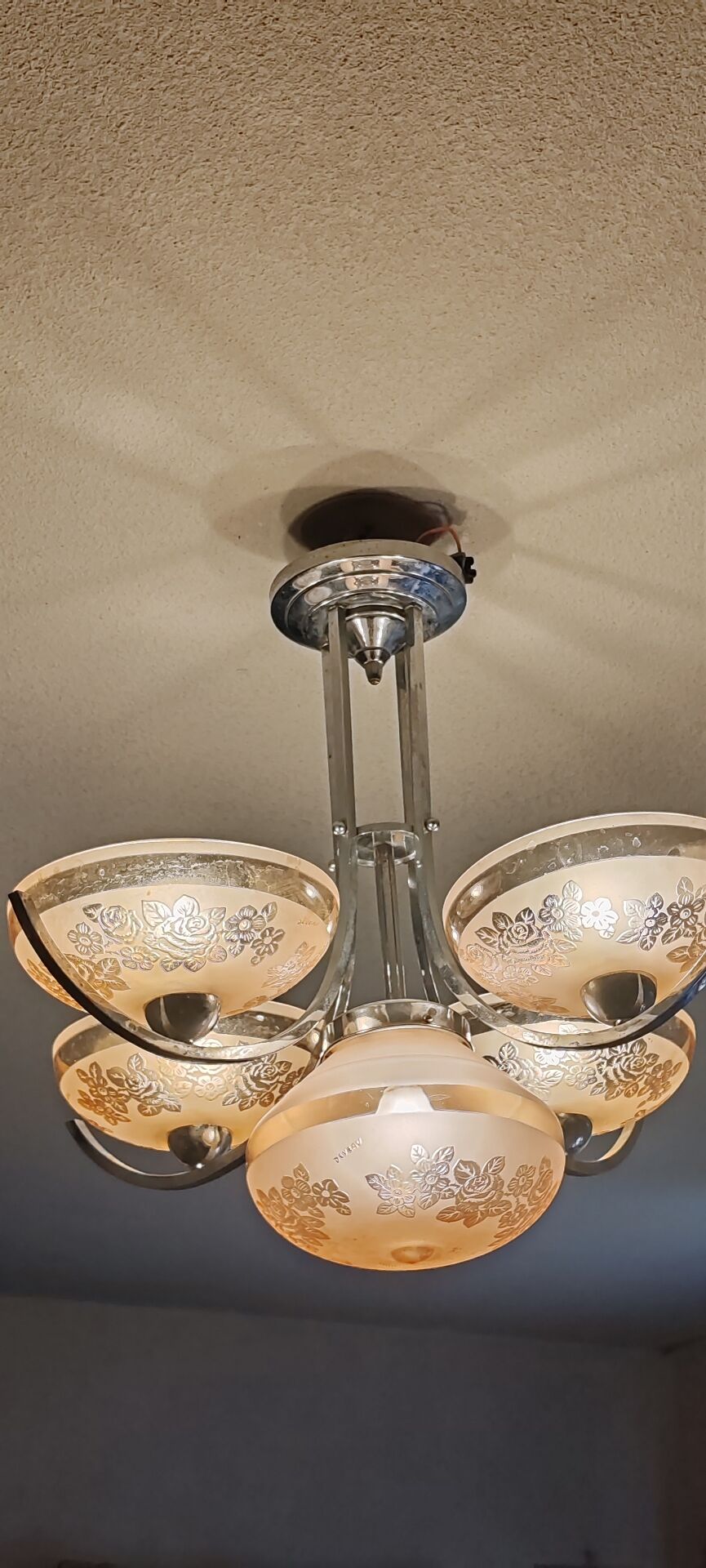 Lustre Deveau