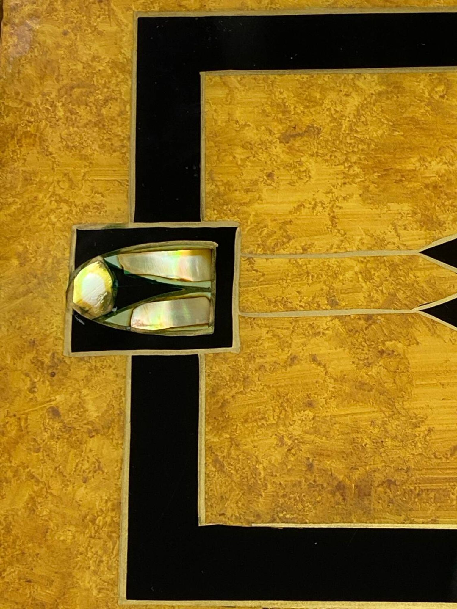 Plateau en marqueterie bois et nacre