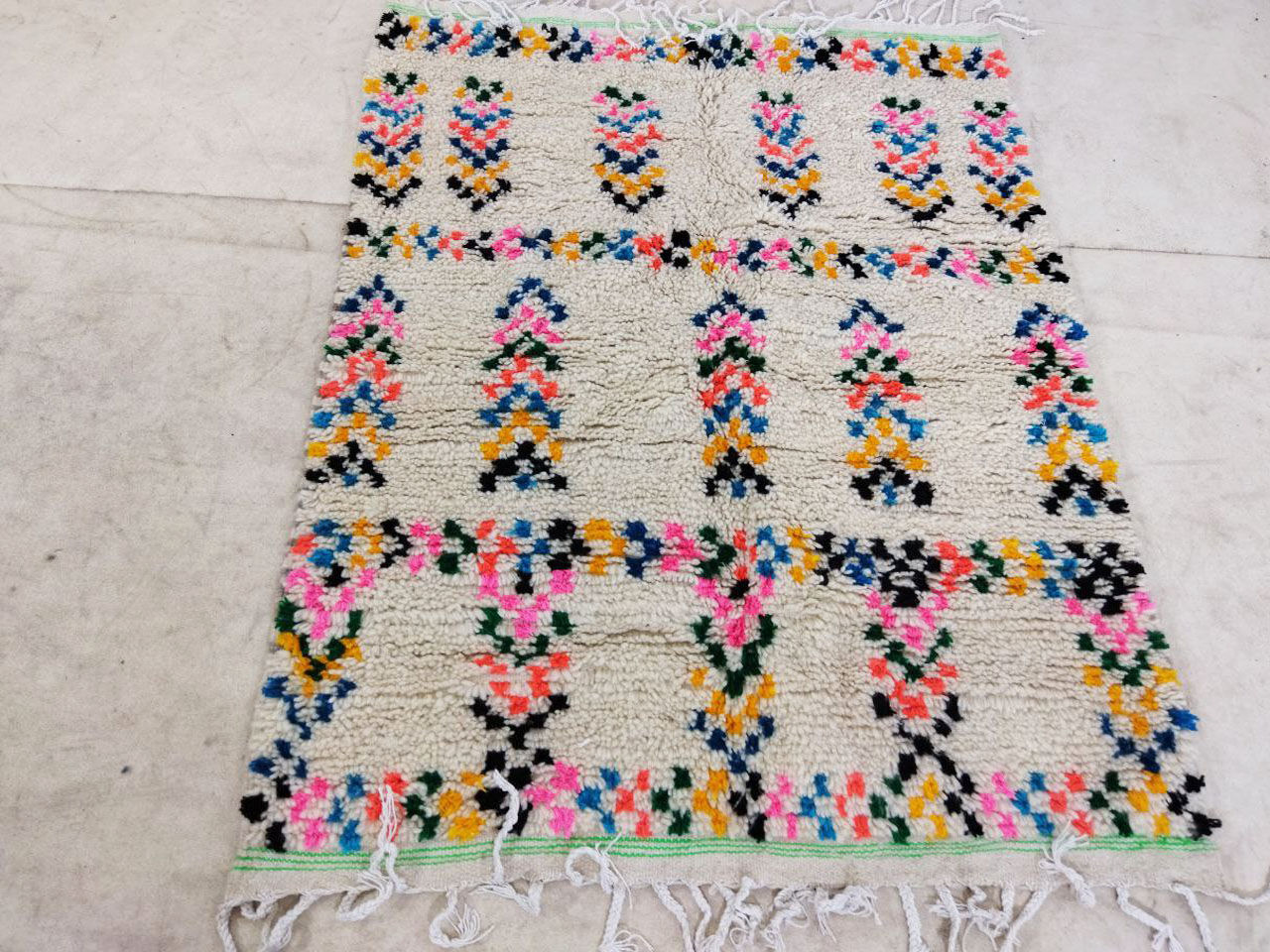 Moroccan Berber Carpet 150x111cm