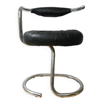 "Cobra" chair by Giotto Stoppino