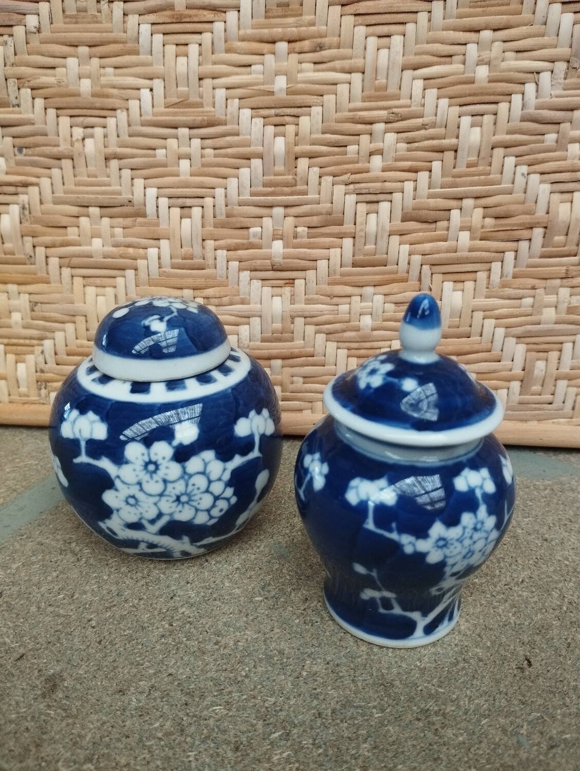 Small porcelain pot
