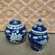 Petit pot en porcelaine