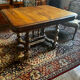 Table extensible Henri II en noyer massif