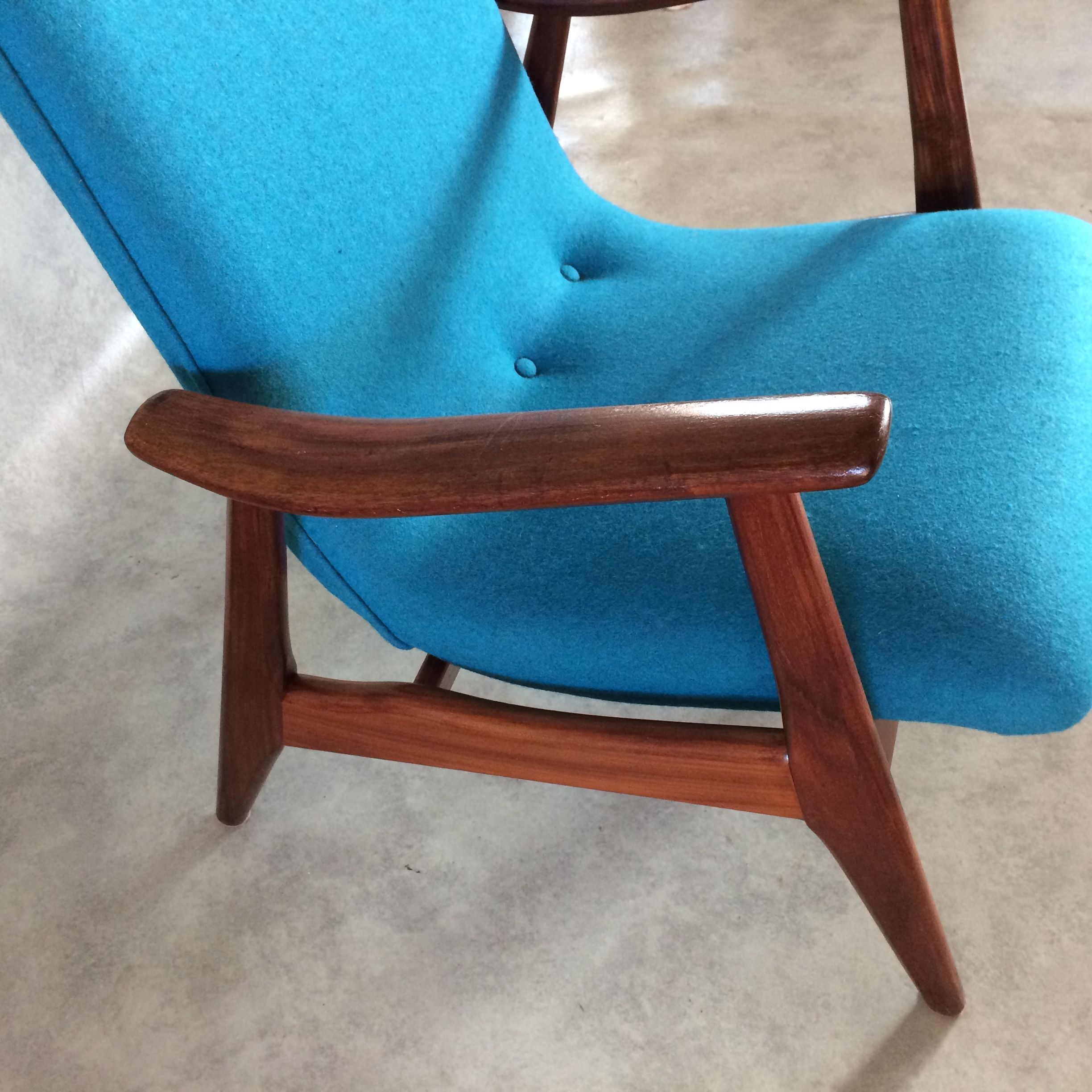 Fauteuil par Louis Van Teeffelen pour Wébé, années 1950