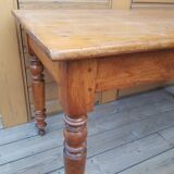 Table bistrot