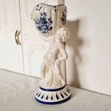 Vase de sculpture de chérubin Capodimonte peint à la main