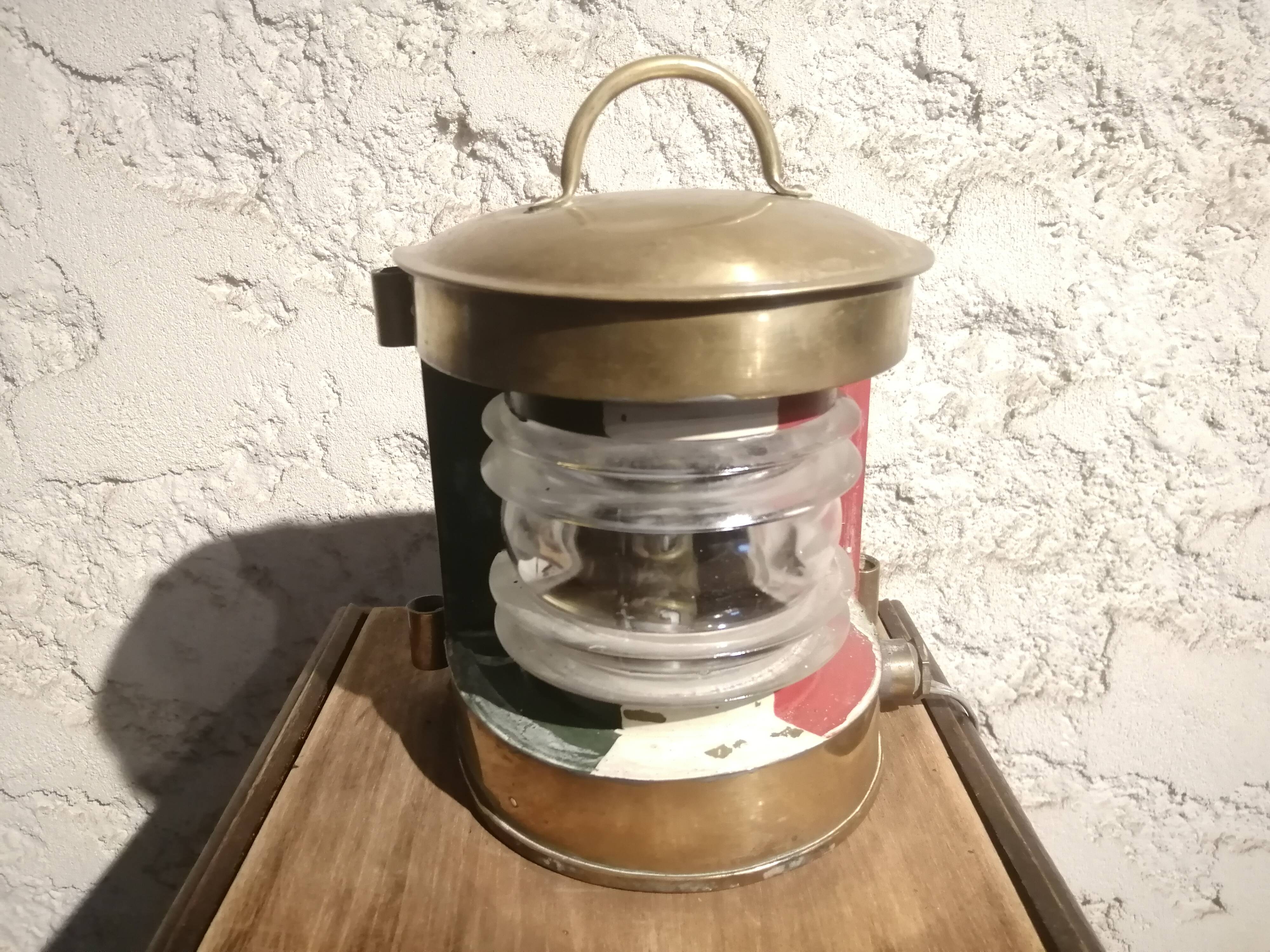 Navy lamp in brass LDF