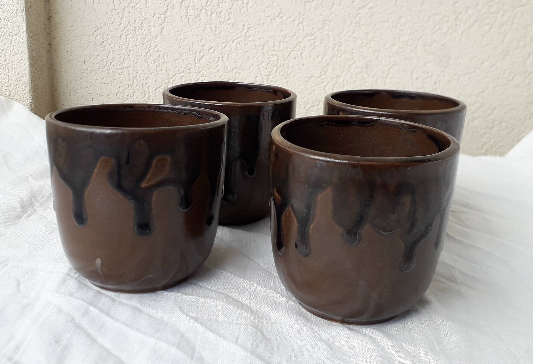 Breugnot stoneware cups