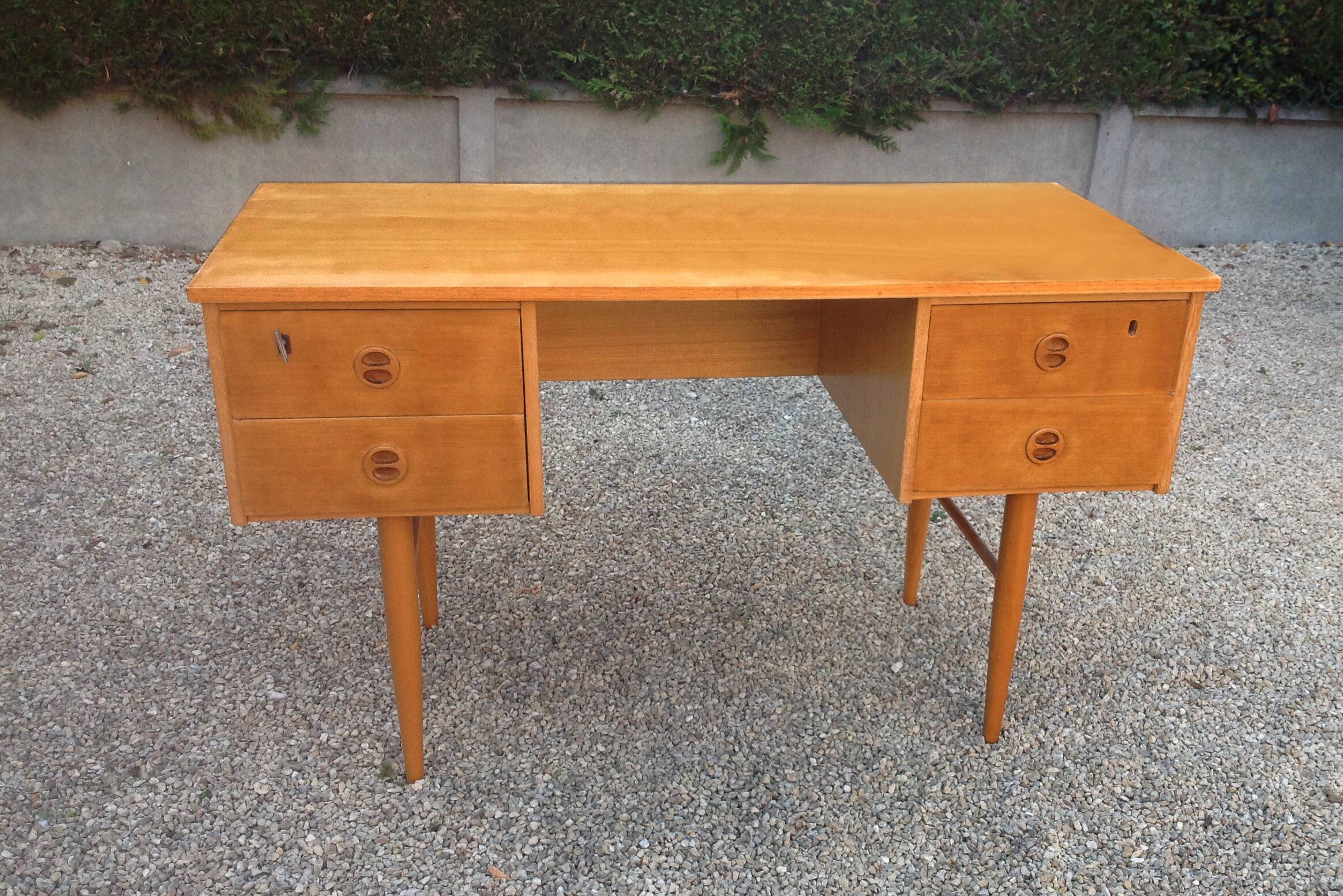 Scandinavian desk brand GDR