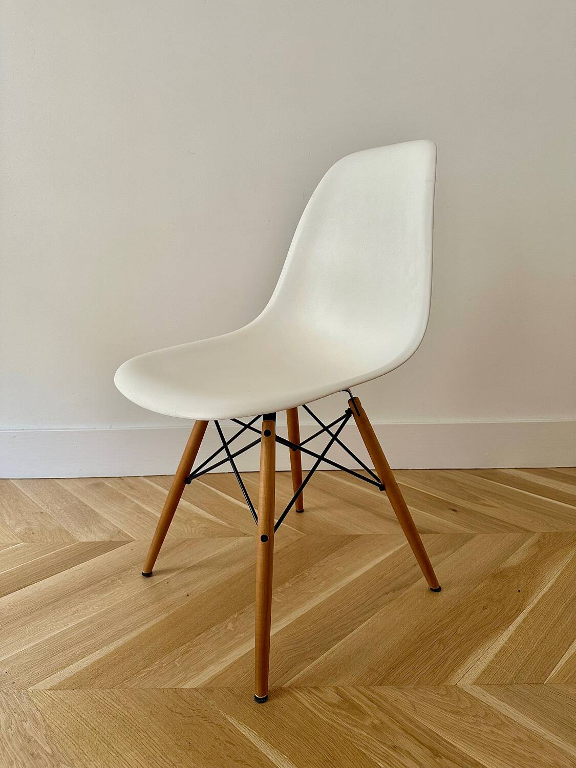 Set of chairs Eames DSW chair by Charles and Ray Eames