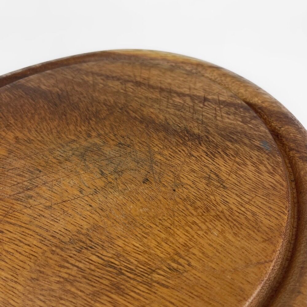 Round solid wood cutting boards