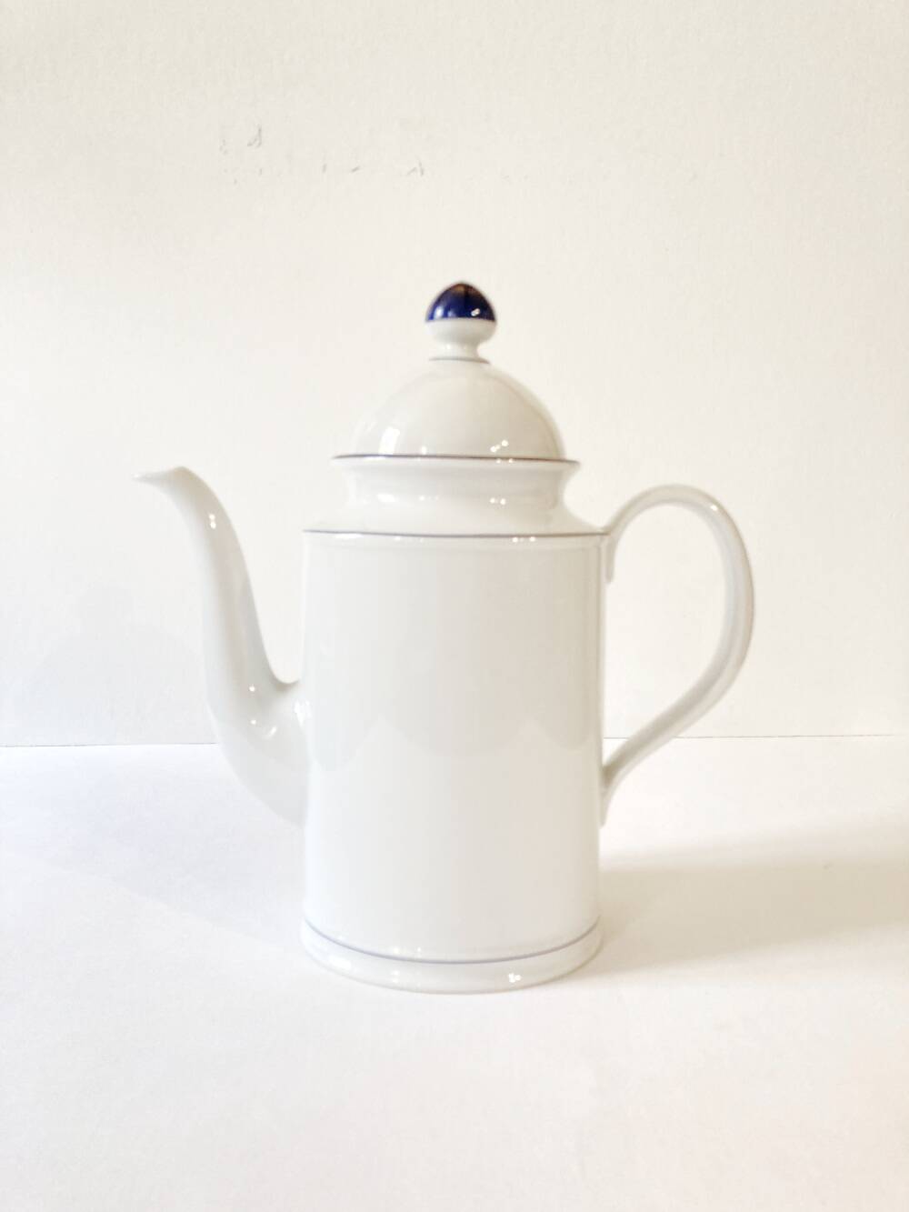 Seltmann Weiden porcelain coffee pot and sugar bowl, W Germany, 1980s