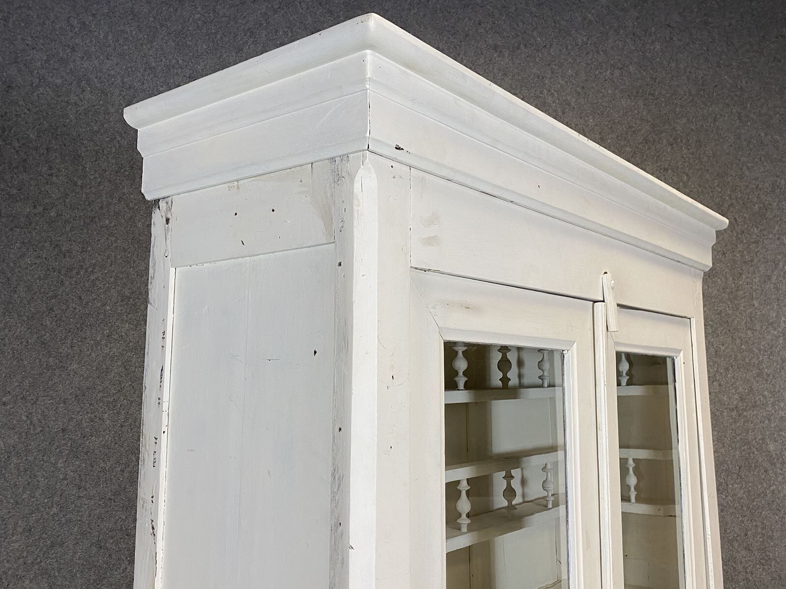 Vaisselier in chestnut patinated in white late 19th century