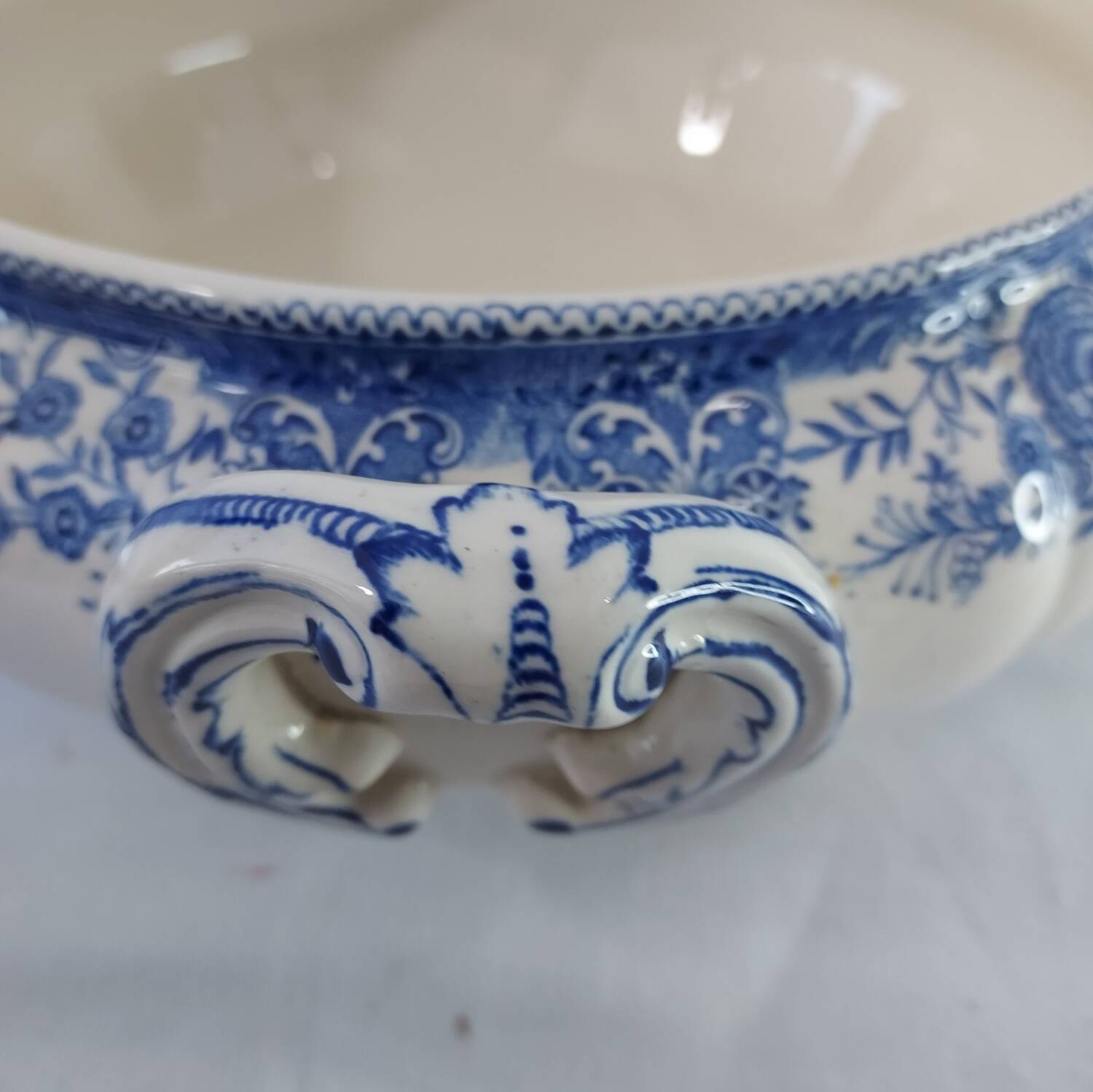 Villeroy & Boch "Burgenland" Soup Tureen in Blue Earthenware - Collectible Condition