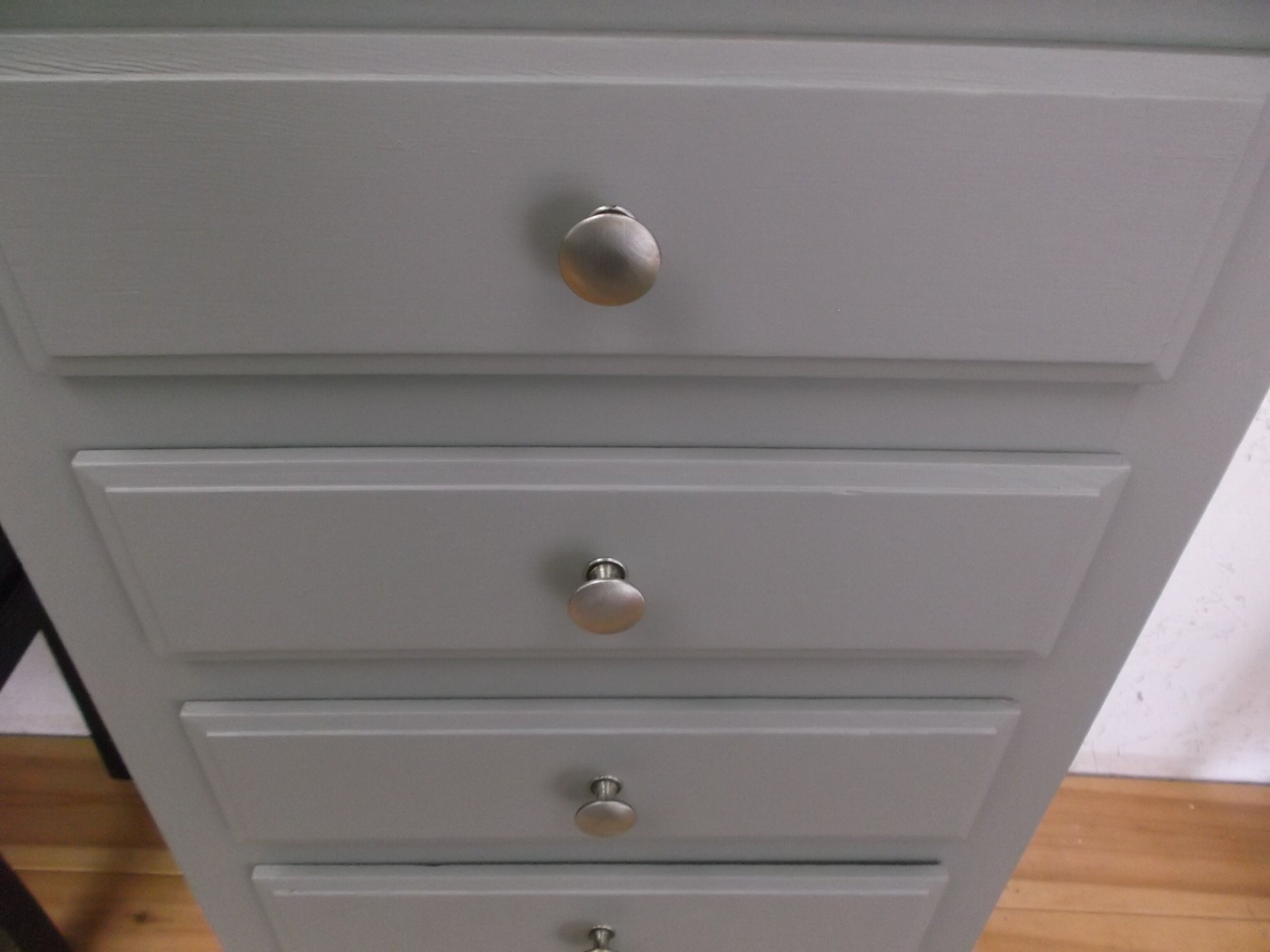 Chiffonier