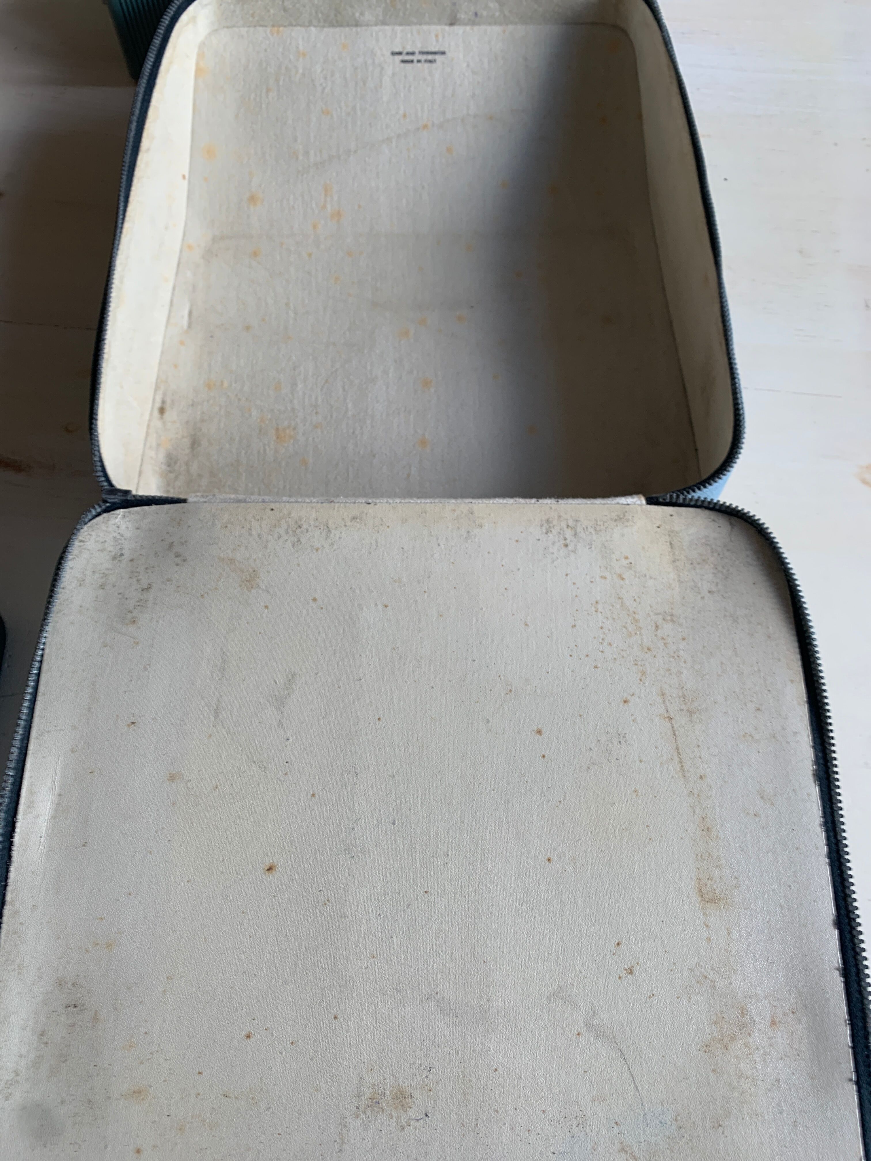 Olivetti Lettera 32 typewriter