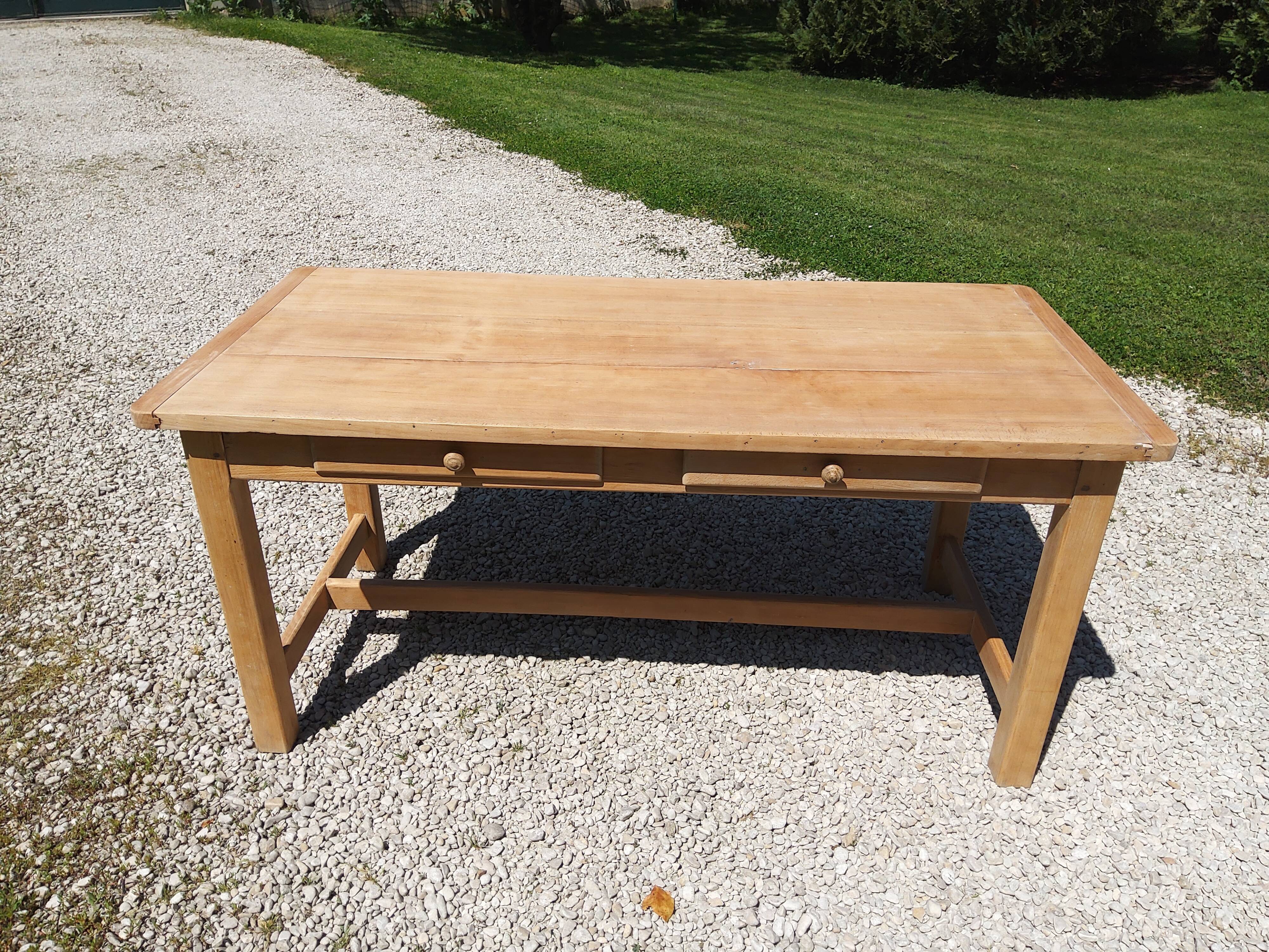 Farmhouse table