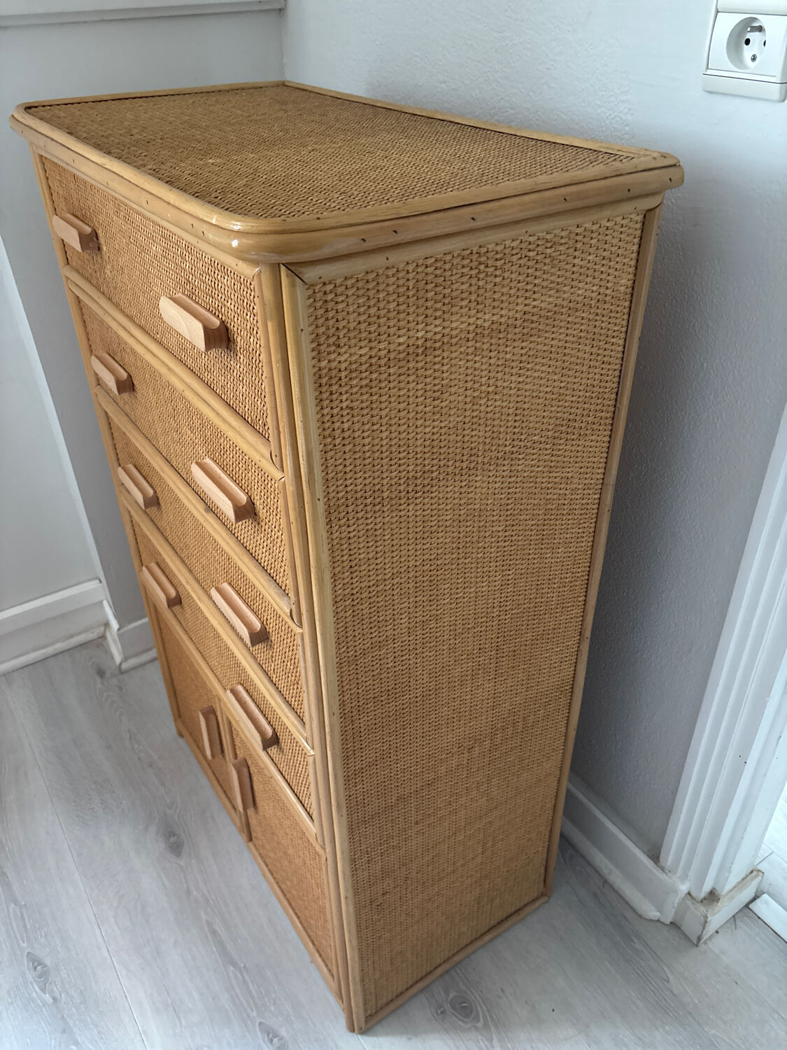 Rattan wicker chest of drawers