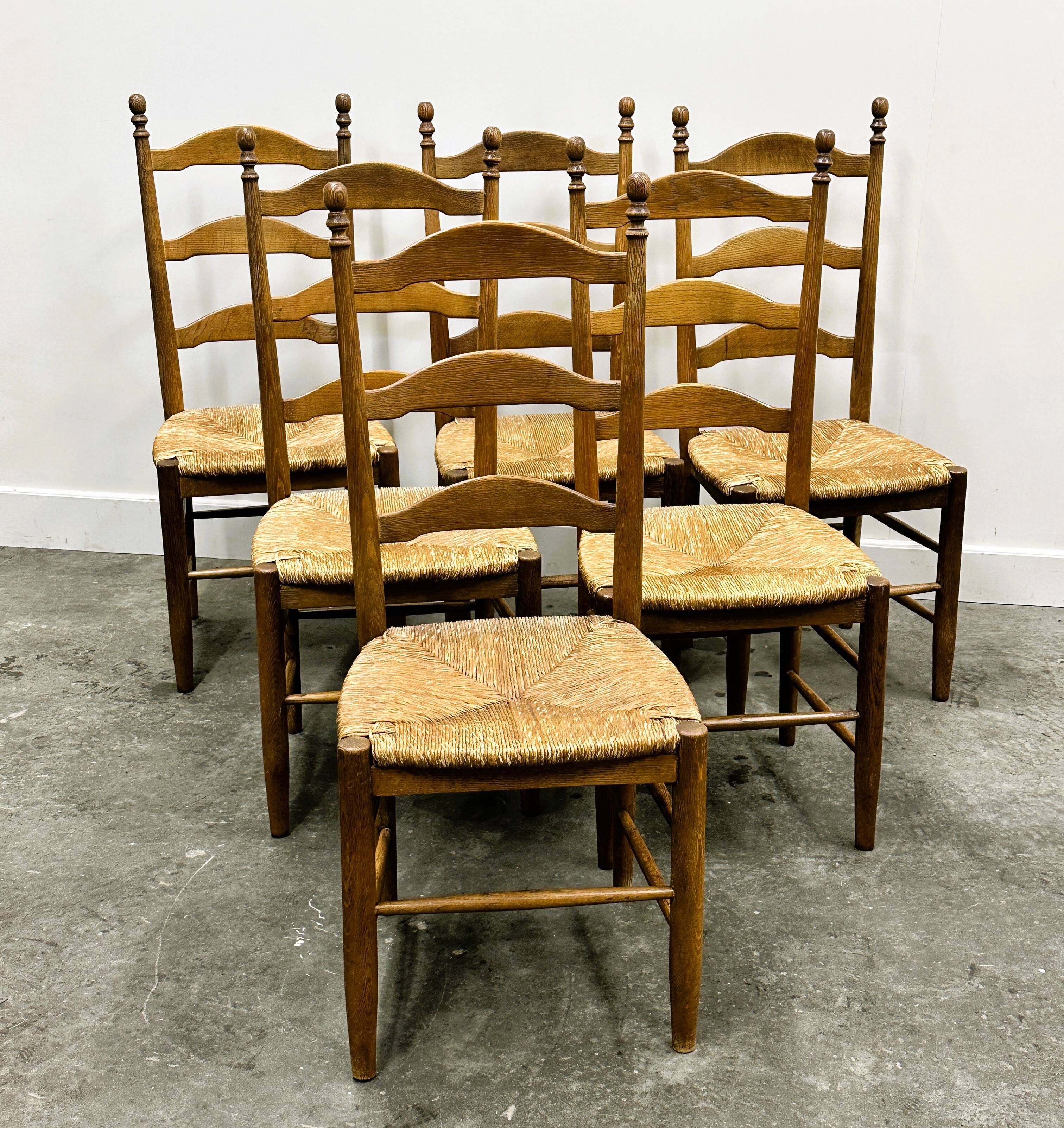 Set of 6 French Elegant Oak Farmhouse Country Dining Chairs wit Rush Seatin