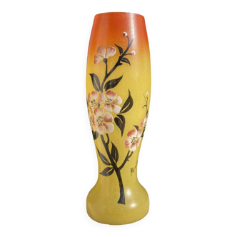 Glass paste vase