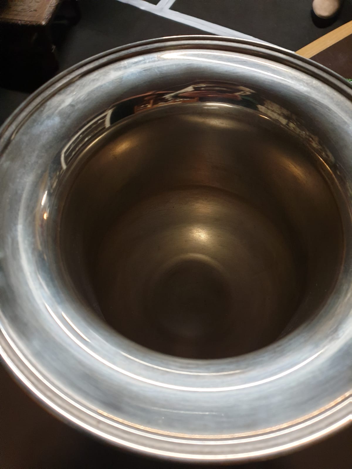 Oneida Usa champagne bucket