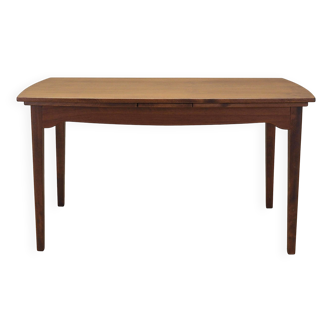 Walnut table, Danish design, 1970s, production: Denmark