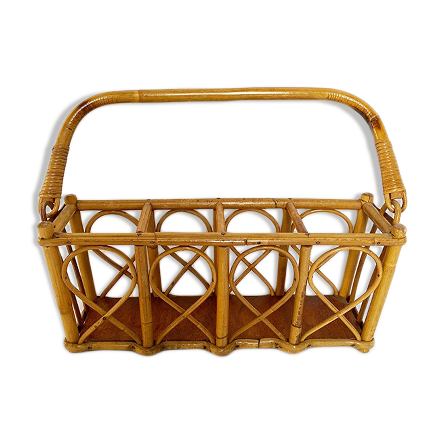 Rattan bottles holder