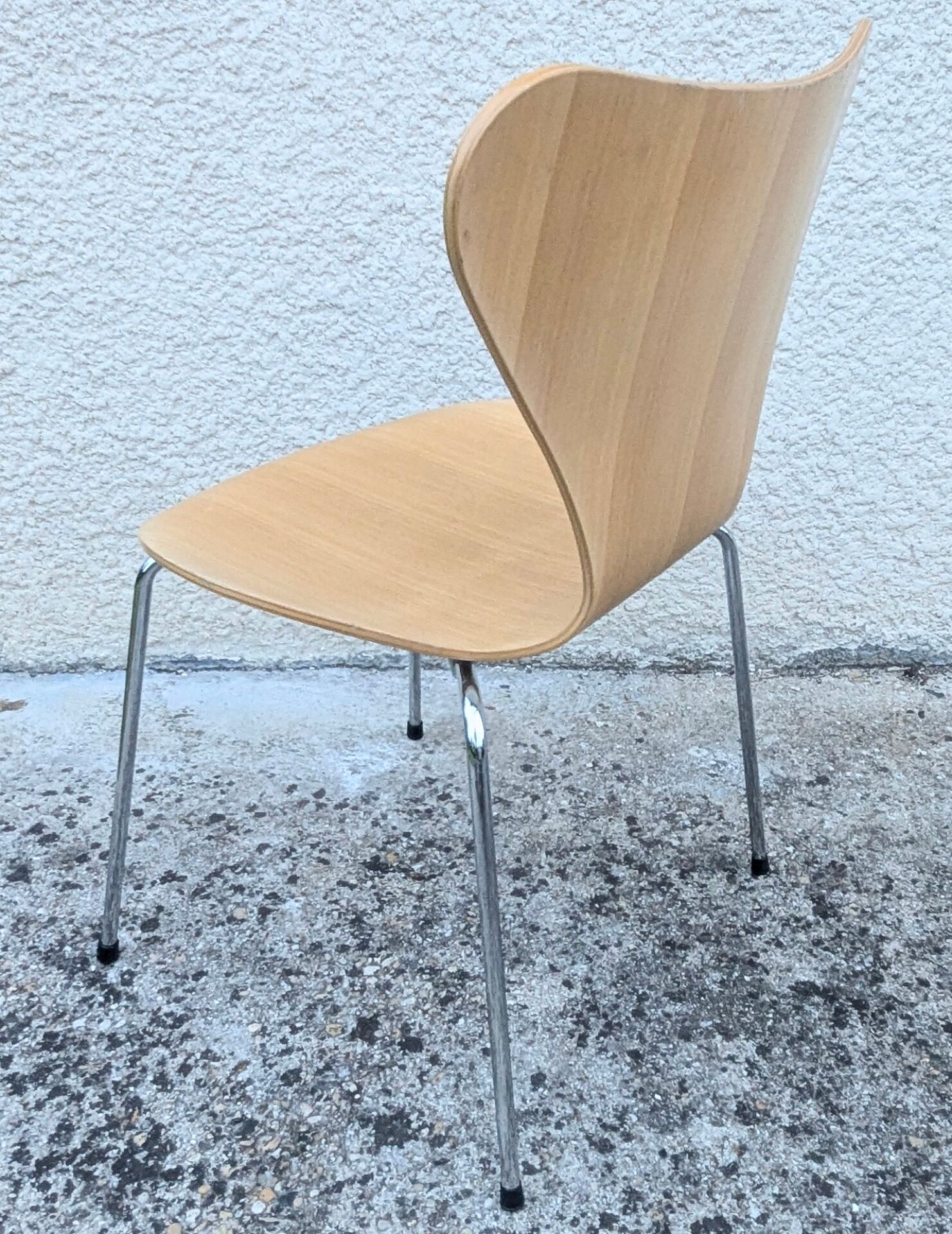 Chair Arne Jacobsen Series 7 Model 3107