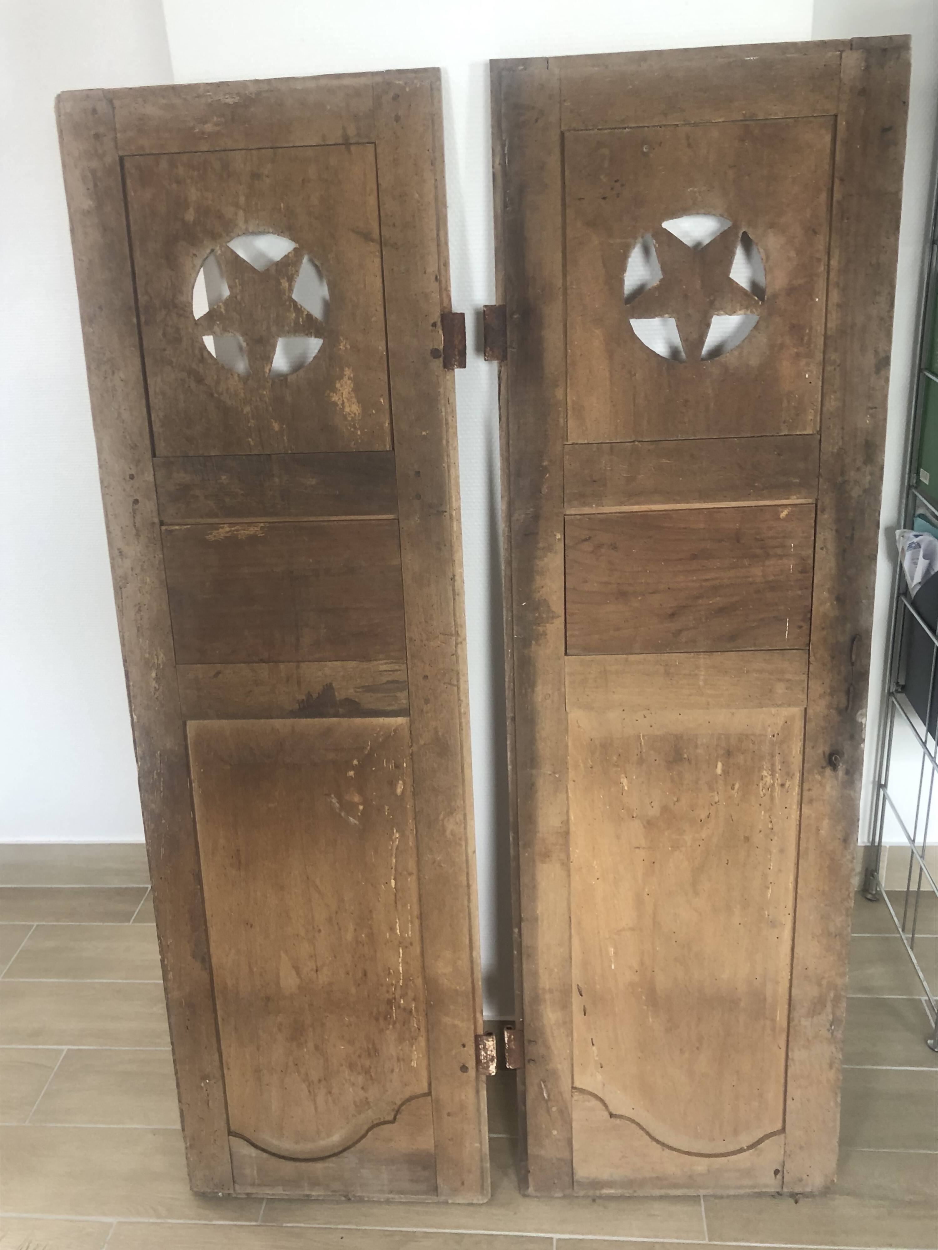 Old wooden doors (wardrobe, cupboard)