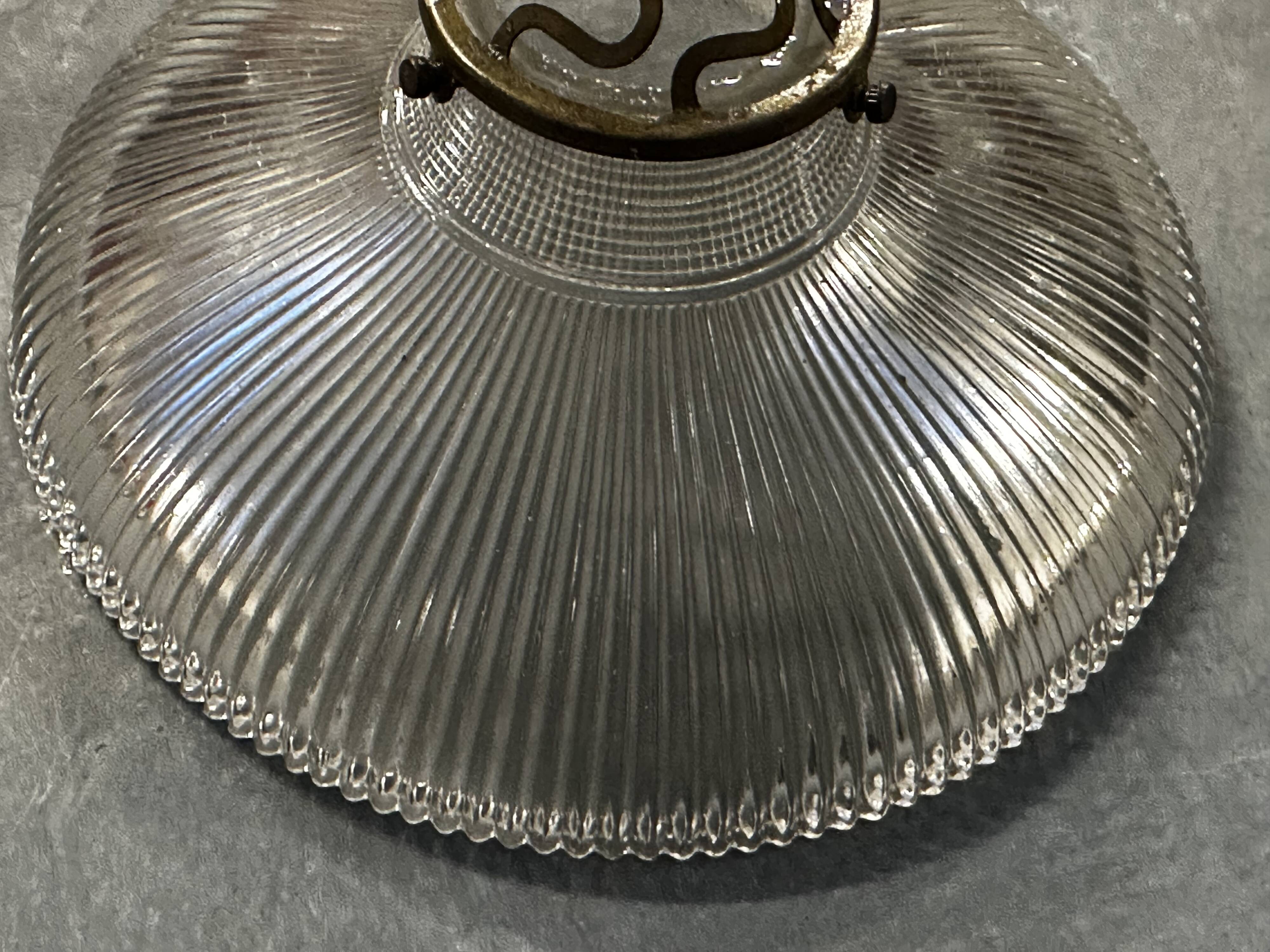 Suspension in holophane striated glass and brass support - art-deco period