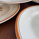 Set of 8 Creil et Montereau plates, Œillet model - earthenware plate