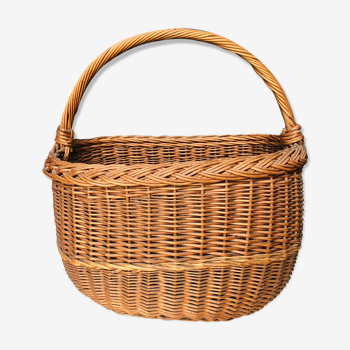 Vintage wicker basket