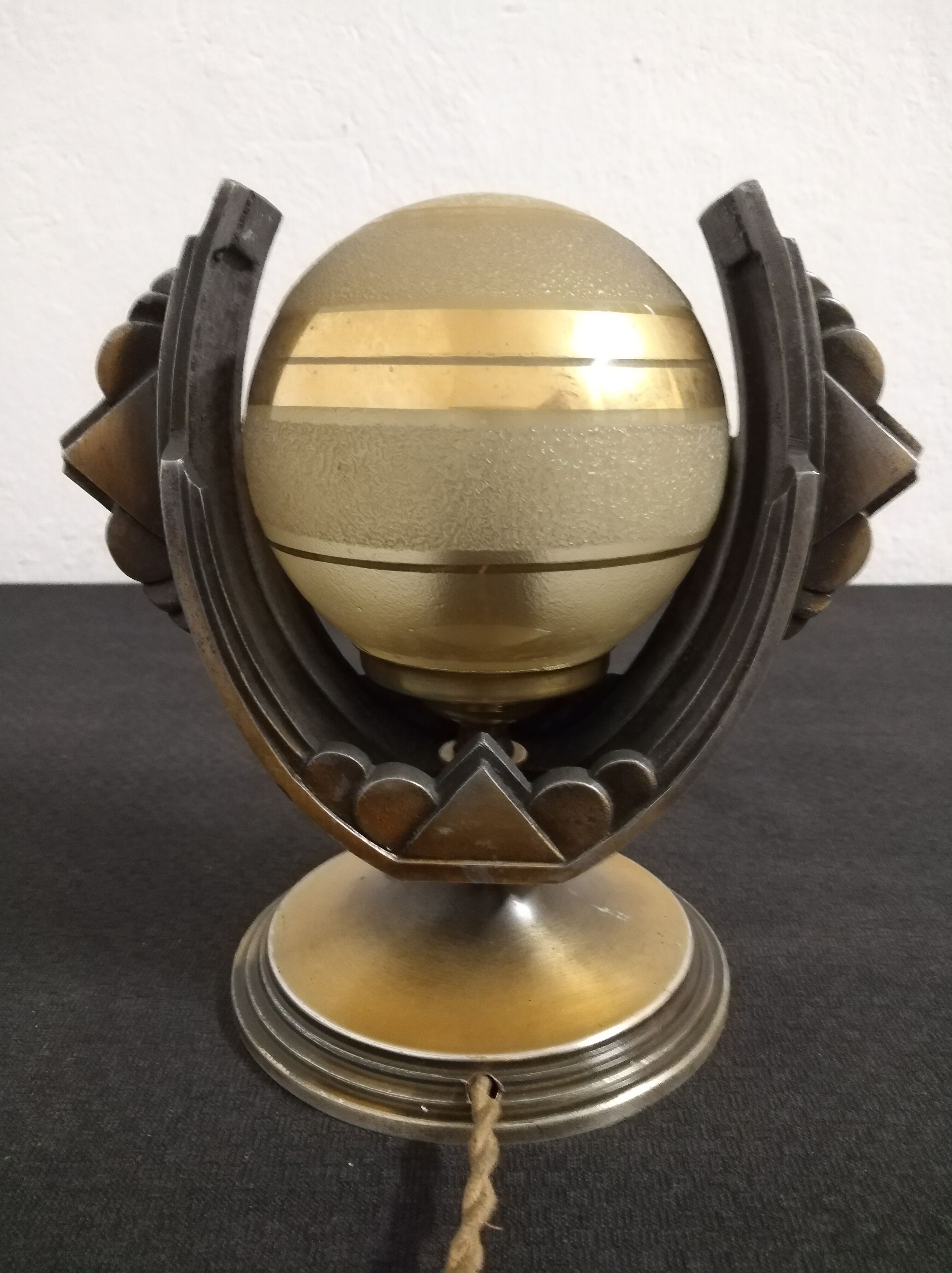 Art deco bedside lamp